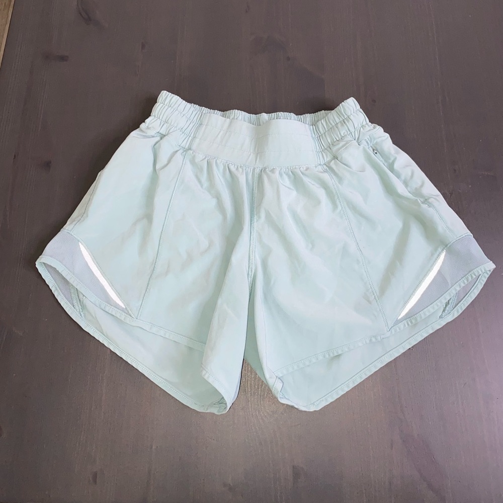 Lululemon Hotty Hot Low Rise Short - Picture 4 of 8